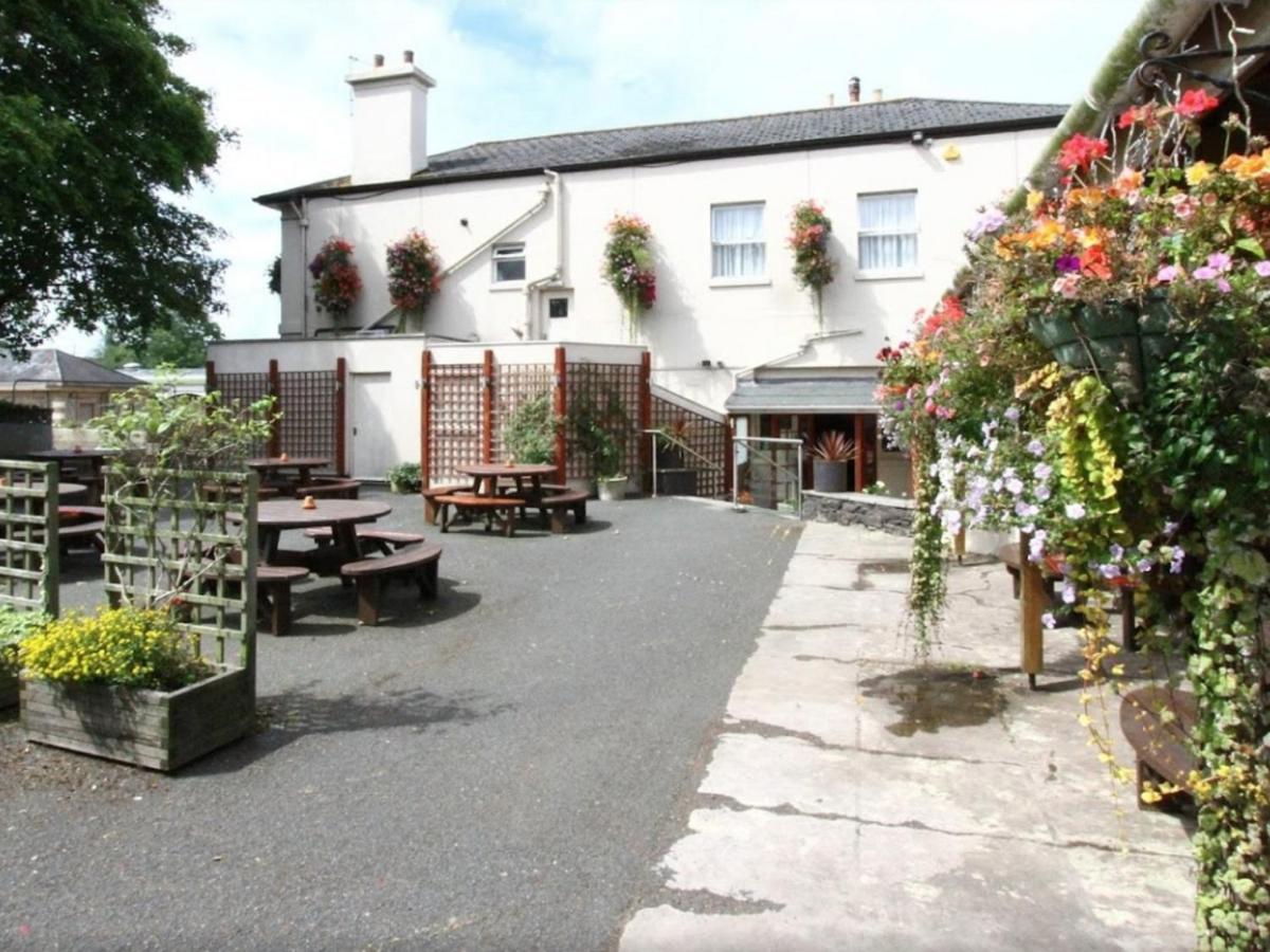 The Railway Inn Galmpton Extérieur photo
